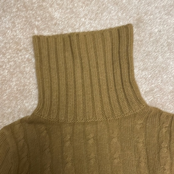 J.Crew Sweater - Picture 5 of 8